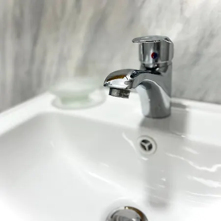 Square Отель Тирана