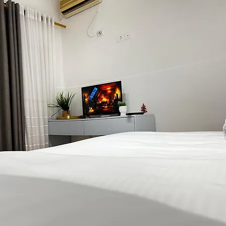 Hotel Square 3*