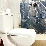 Hotel Square 3*