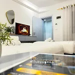 Hotel Square 3*