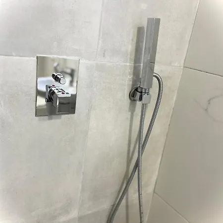 Square 3* Tirana