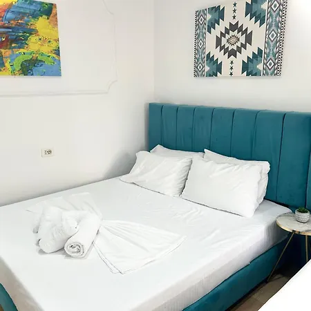 Square 3* Tirana