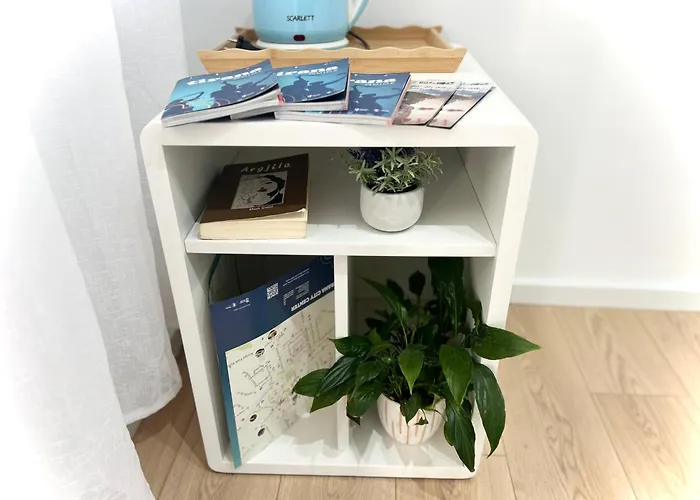 Square 3* טיראנה